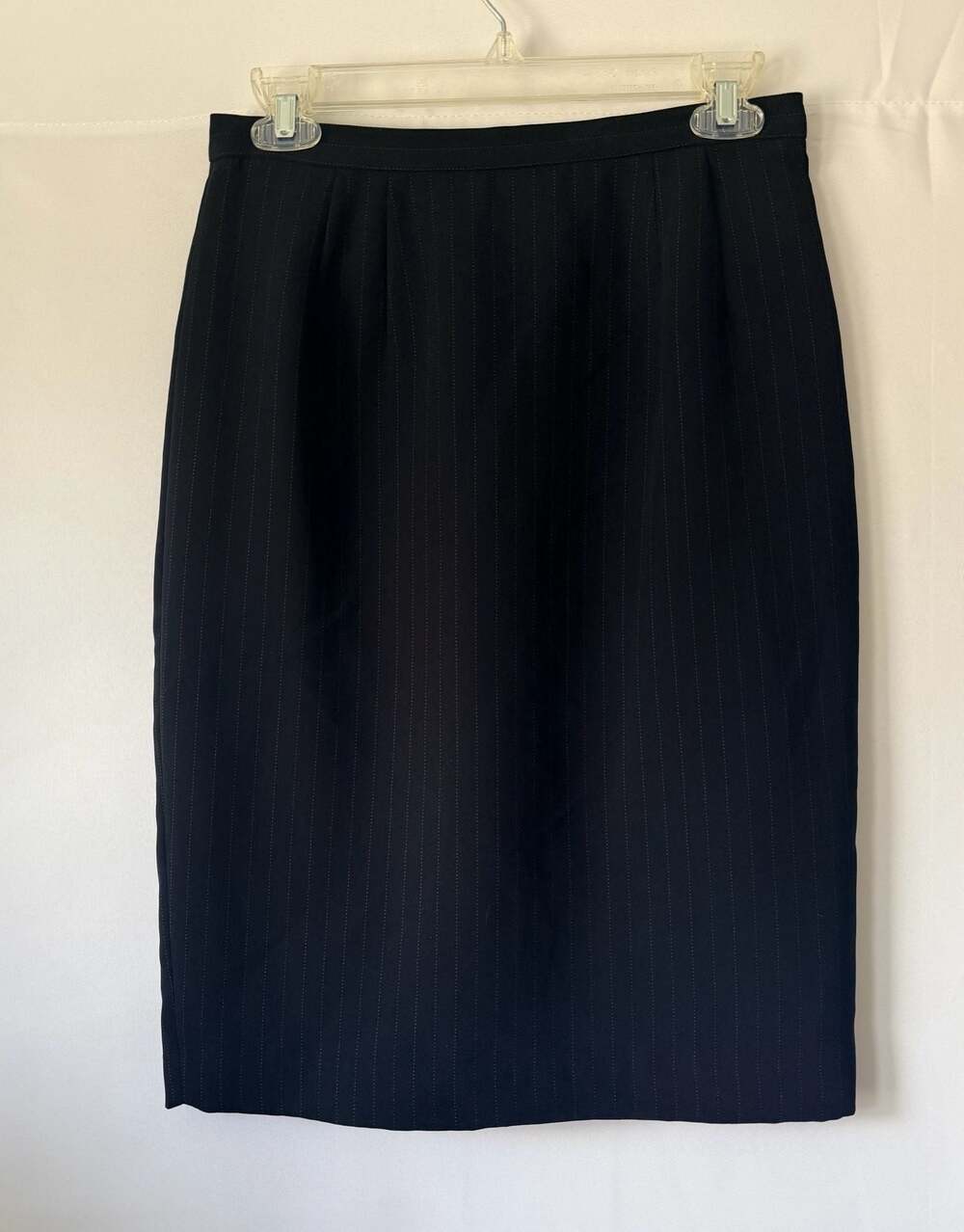 Larry Levine Suits Women's Size 6 Blue Pinstripe Pencil Skirt Career Wear